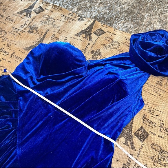 Fashion Nova NWT! Royal Blue Rosalia Stretch Velvet Maxi Dress Size 2X - Picture 12 of 15